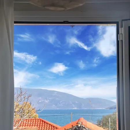 Lazarus Private House